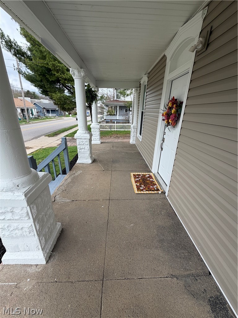 160 Brighton Boulevard, Zanesville, OH - Photo 4