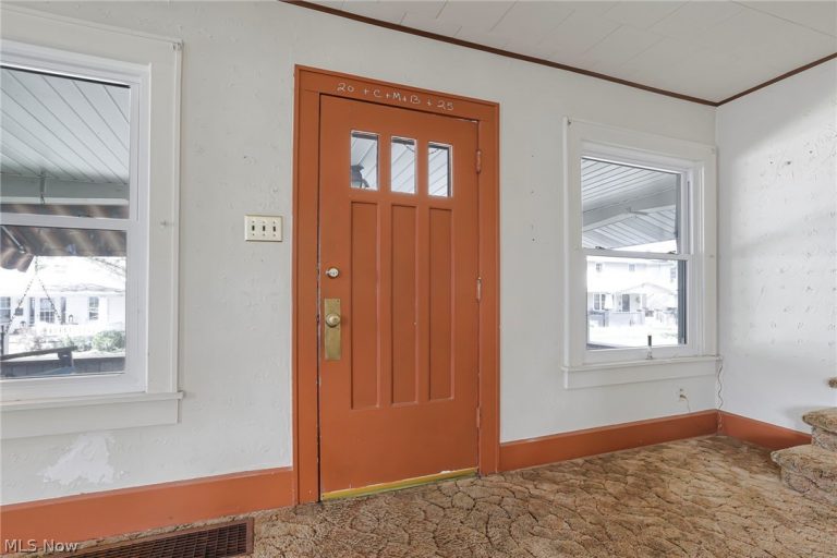 808 12th Street, Cambridge, OH - Photo 8