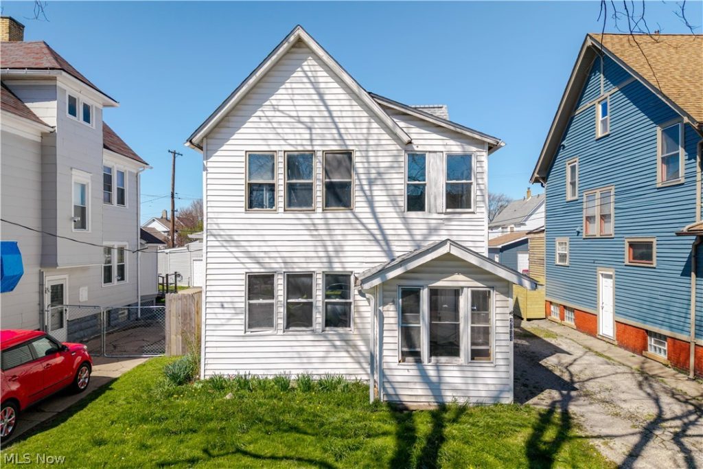 2914 Woodbridge Avenue, Cleveland, OH