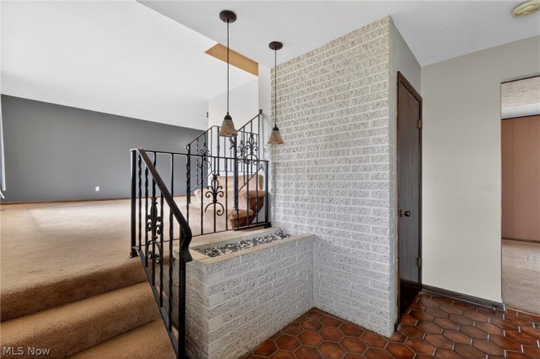 7432 Klingston Street, Massillon, OH - Photo 5