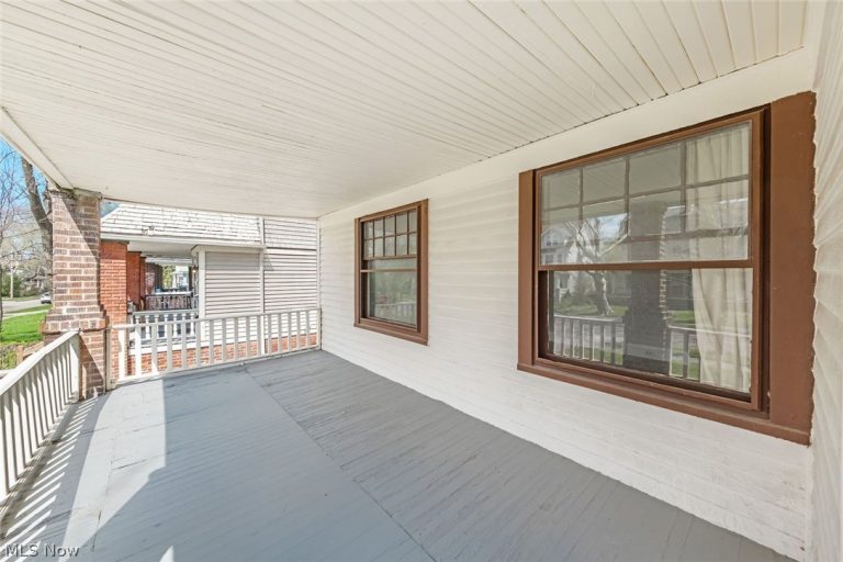 1695 Glenmont Road #Lower, Cleveland Heights, OH - Photo 5