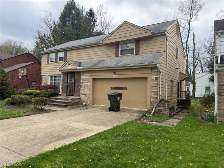 1484 Belvoir Boulevard, South Euclid, OH - Photo 4