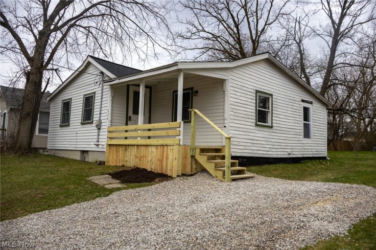 232 Howard Street, Medina, OH, 44256