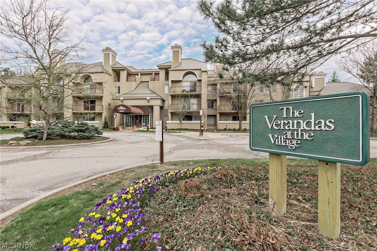 26101 Village Lane #107, Beachwood, OH, 44122