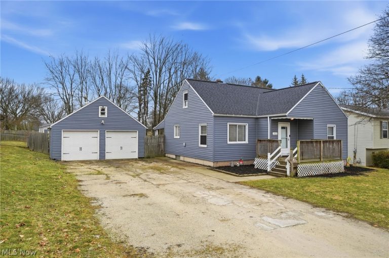 1852 Cramer Avenue, Akron, OH, 44312