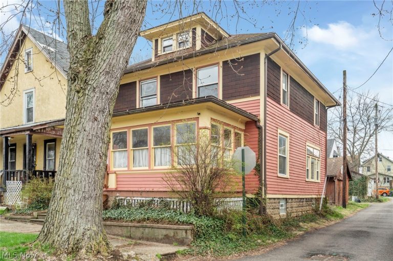 121 Chestnut Avenue, Massillon, OH - Photo 3