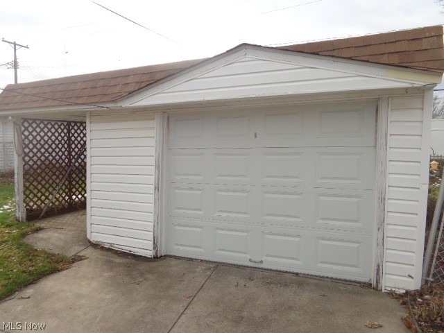 3103 Norris Avenue, Parma, OH - Photo 3