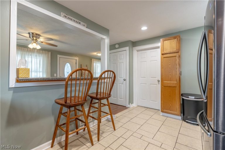 702 Griffith Avenue, Massillon, OH - Photo 8