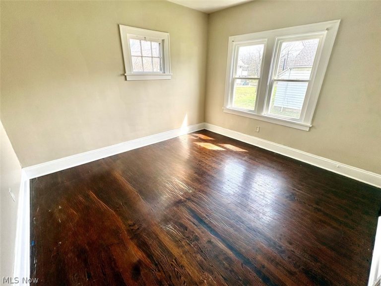 245 Oakdale Avenue, Akron, OH - Photo 5