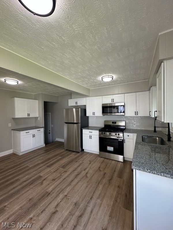 20605 Hansen Road, Maple Heights, OH - Photo 3