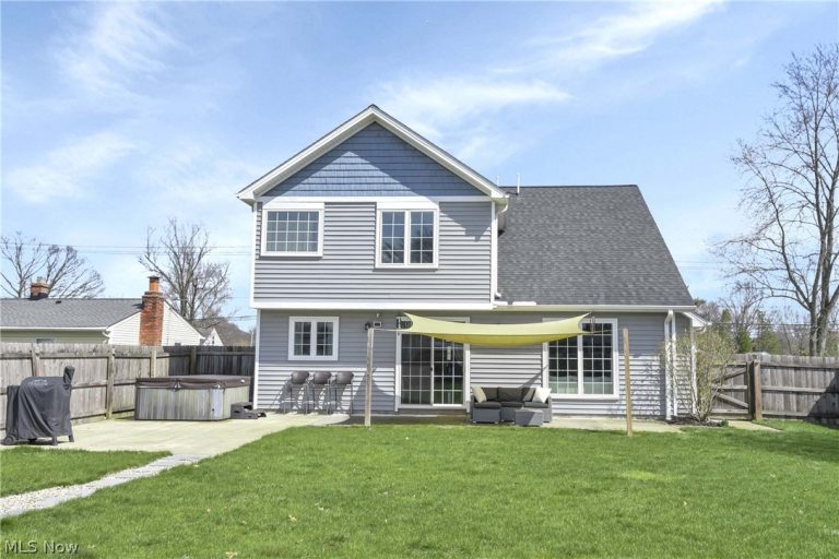 3606 Walter Road, North Olmsted, OH - Photo 5