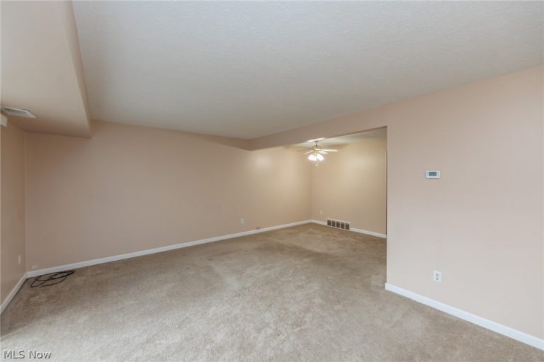 3265 Mayfield Road #29, Cleveland Heights, OH - Photo 8