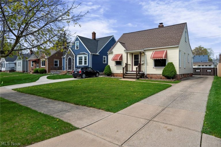 7416 Wefel Avenue, Brooklyn, OH - Photo 3