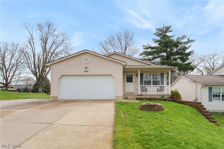984 Delmont Avenue, Massillon, OH, 44647