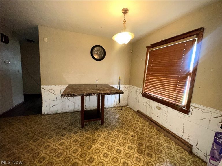 708 Miller Street, Youngstown, OH - Photo 6