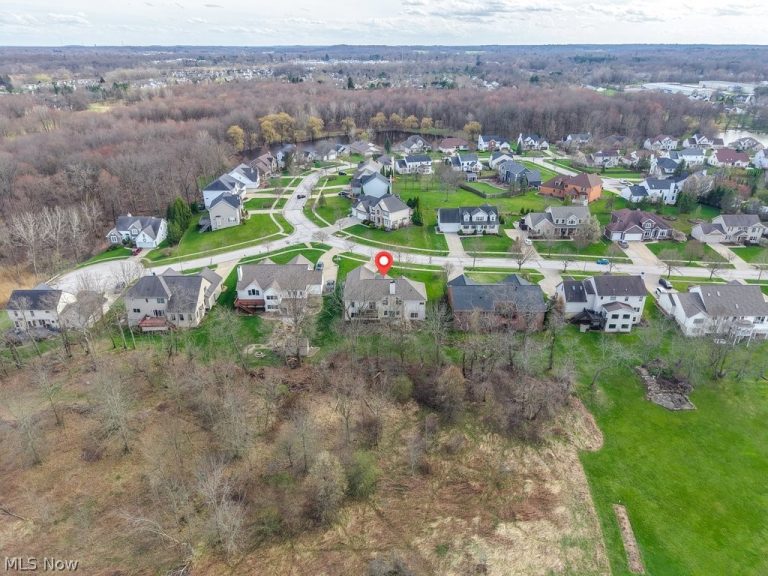 1187 Windward Lane, Kent, OH - Photo 8