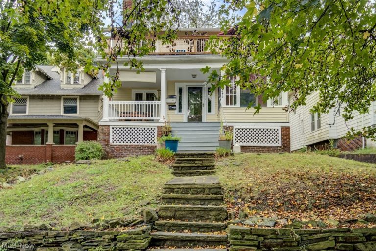 2245 Bellfield, Cleveland Heights, OH, 44106