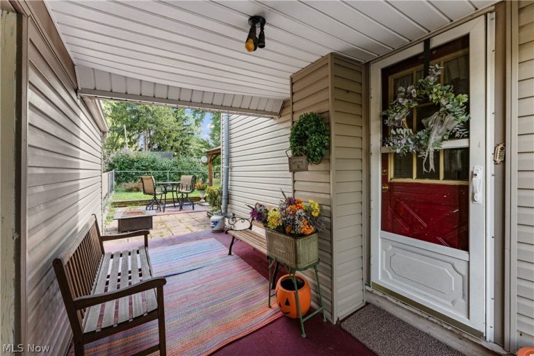 7000 Navarre Road, Massillon, OH - Photo 3