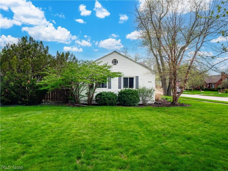 4765 220th Street, Fairview Park, OH - Photo 4