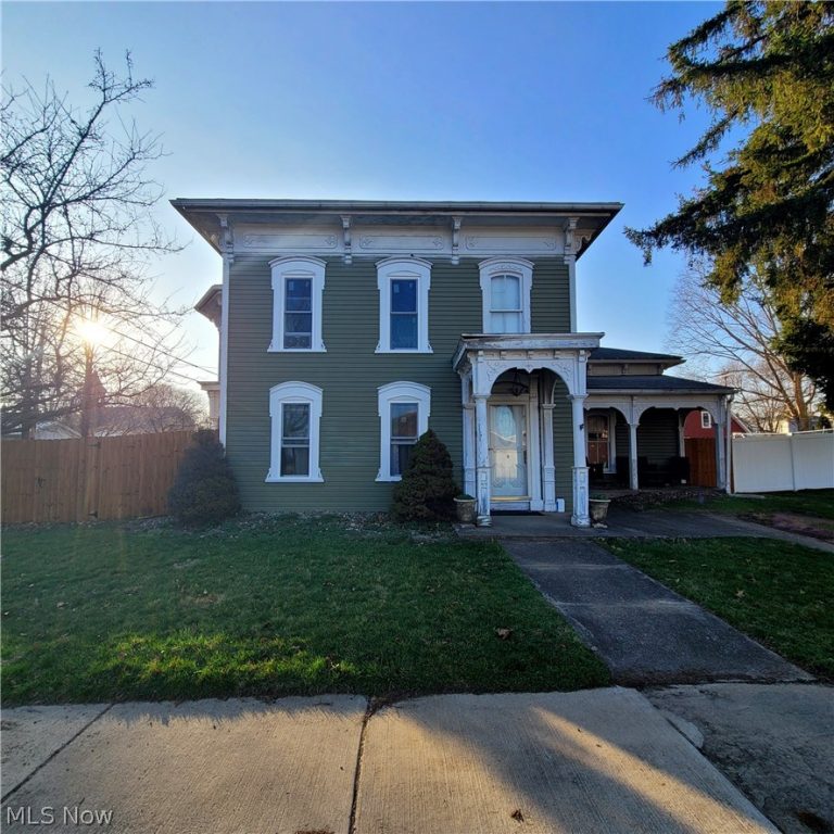 124 Park Avenue, Bolivar, OH, 44612