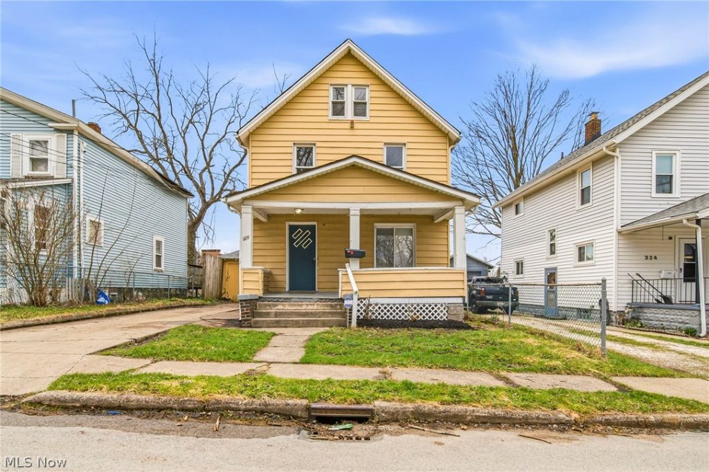 320 Fox Drive, Ashtabula, OH