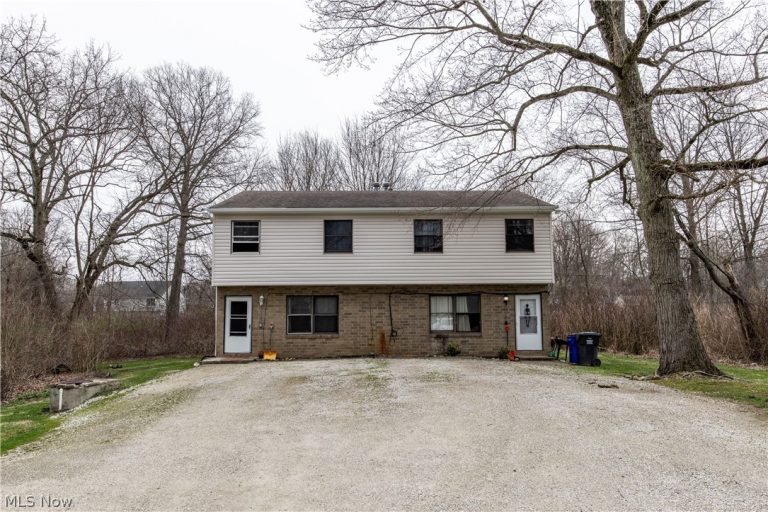 3800 Grace Drive, Kent, OH - Photo 2
