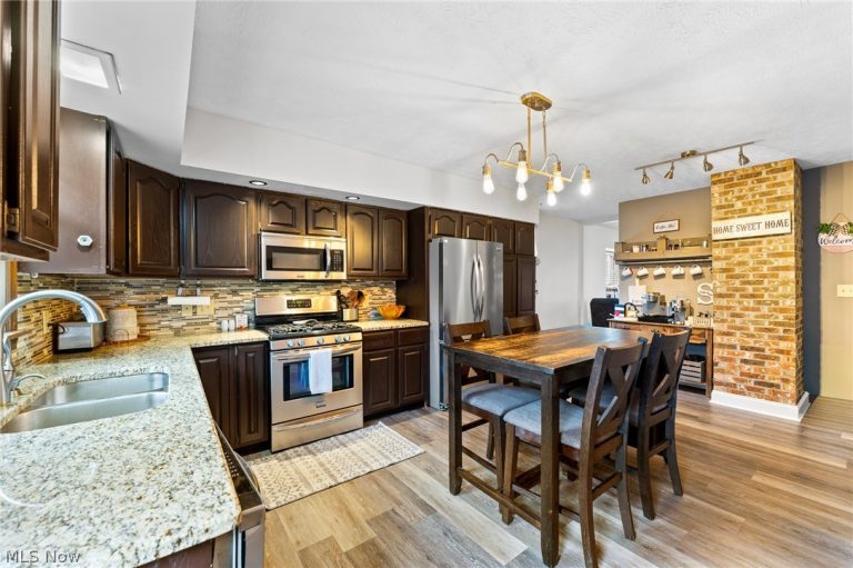 101 Delaware Avenue, Poland, OH - Photo 5
