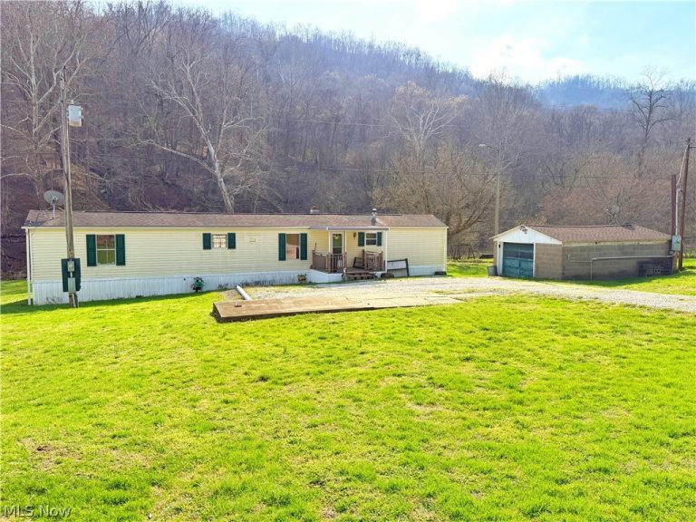 54290 Pipe Creek Road, Jacobsburg, OH, 43933