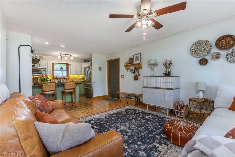 2000 Adamsville Road, Zanesville, OH - Photo 8