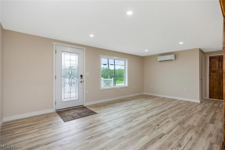 16473 Lashley Road, Senecaville, OH - Photo 8