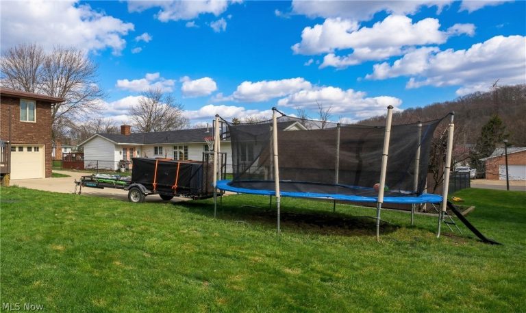 5326 Hillsboro Avenue, Canton, OH - Photo 4