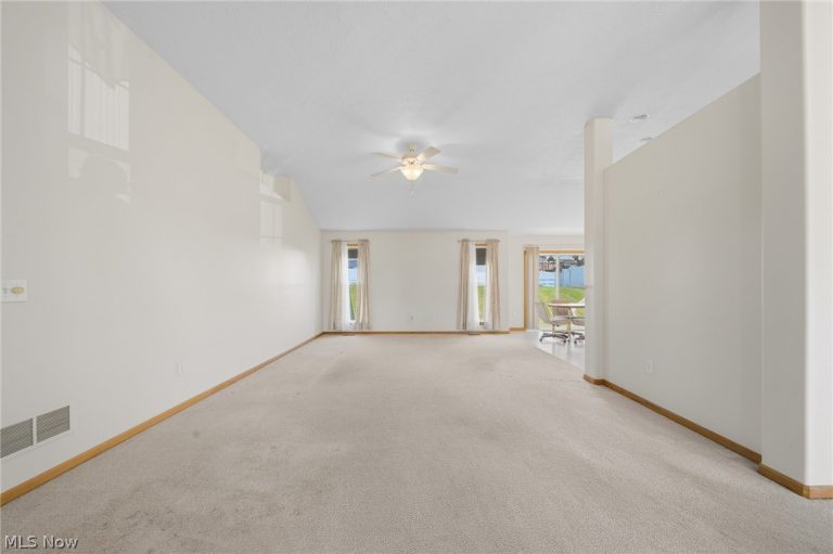 12254 San Marino Avenue, Uniontown, OH - Photo 5