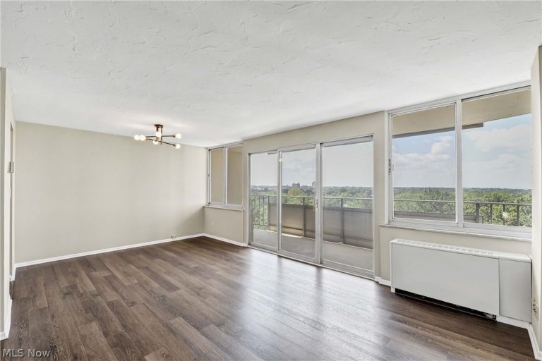 12900 Lake Avenue #1415, Lakewood, OH - Photo 6