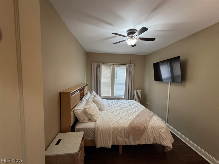 3186 Euclid Heights Boulevard #1, Cleveland Heights, OH - Photo 8