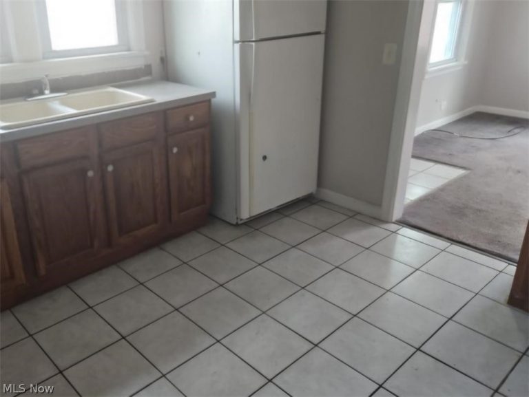 3212 9th Street, Canton, OH - Photo 4