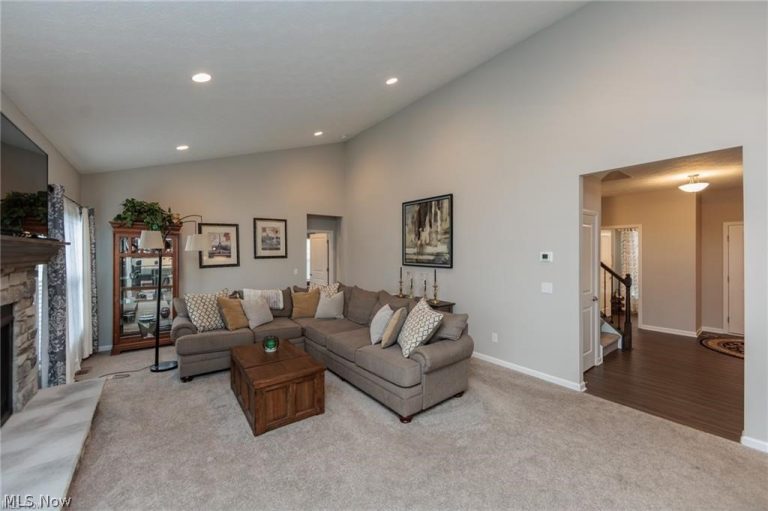 2488 Carlene Avenue, Massillon, OH - Photo 6