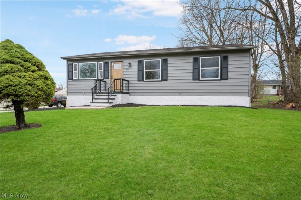 1966 Case Street, Twinsburg, OH