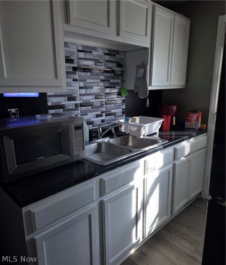 21670 Crystal Avenue, Euclid, OH - Photo 3