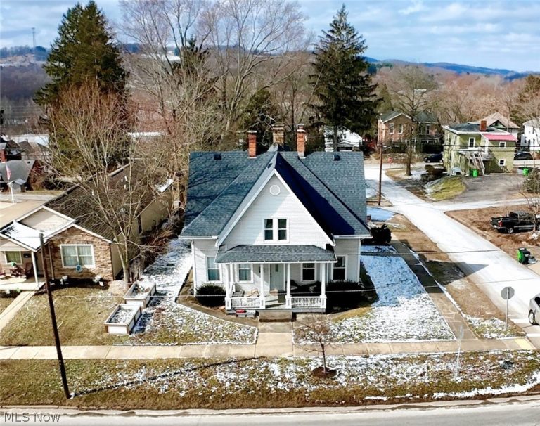216 Clay Street, Millersburg, OH - Photo 3