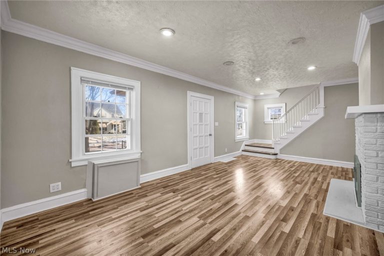 17913 Flamingo Avenue, Cleveland, OH - Photo 8