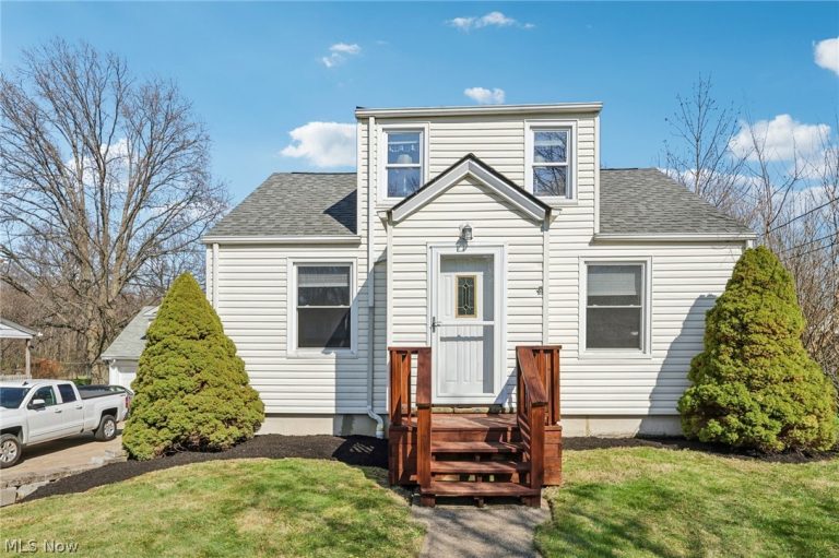 2825 Orchard Drive, Willoughby Hills, OH, 44092