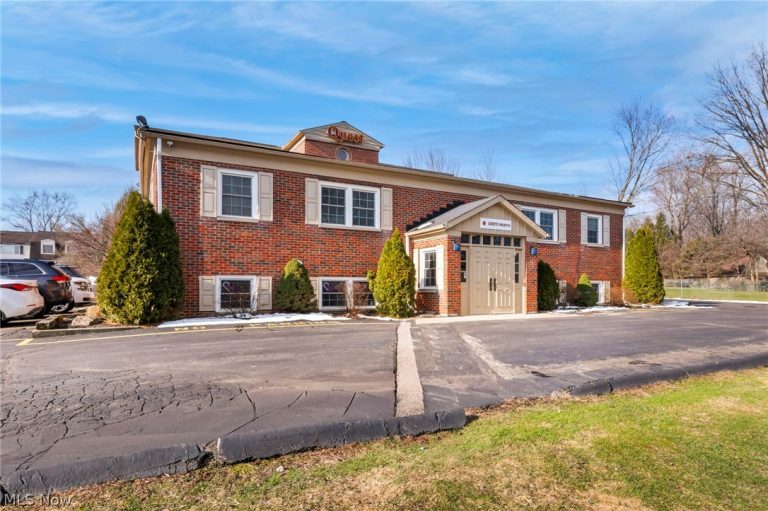 10570 Ravenna Road #1, Twinsburg, OH - Photo 3