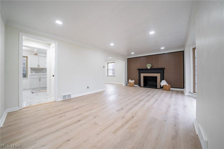 4909 220th Street, Fairview Park, OH - Photo 6