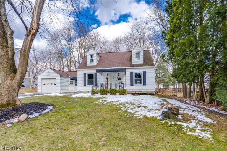 3355 Sycamore Drive, Stow, OH - Photo 4