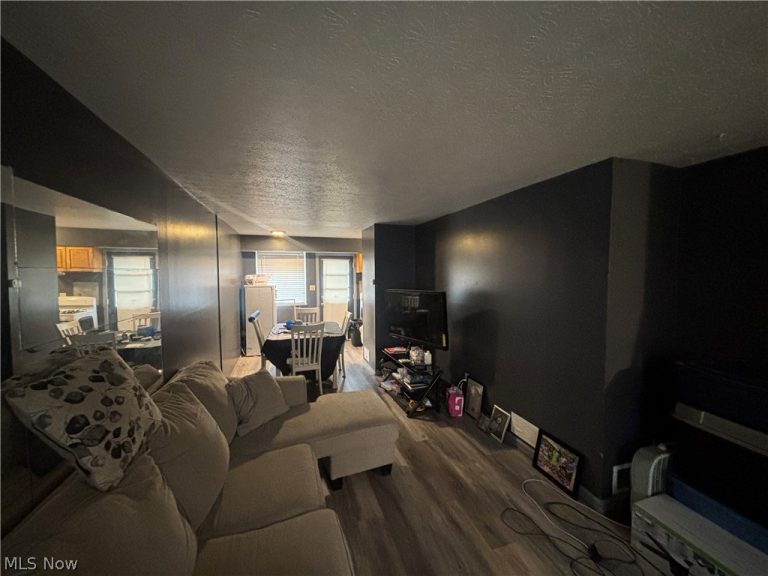 4668 Country Lane #6, Warrensville Heights, OH - Photo 3