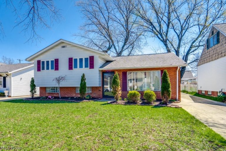 26288 Aaron Drive, Euclid, OH - Photo 3