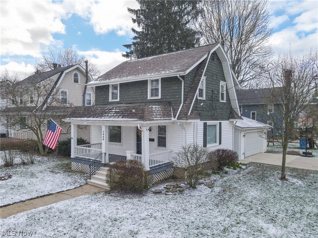 1940 Falls Avenue, Cuyahoga Falls, OH