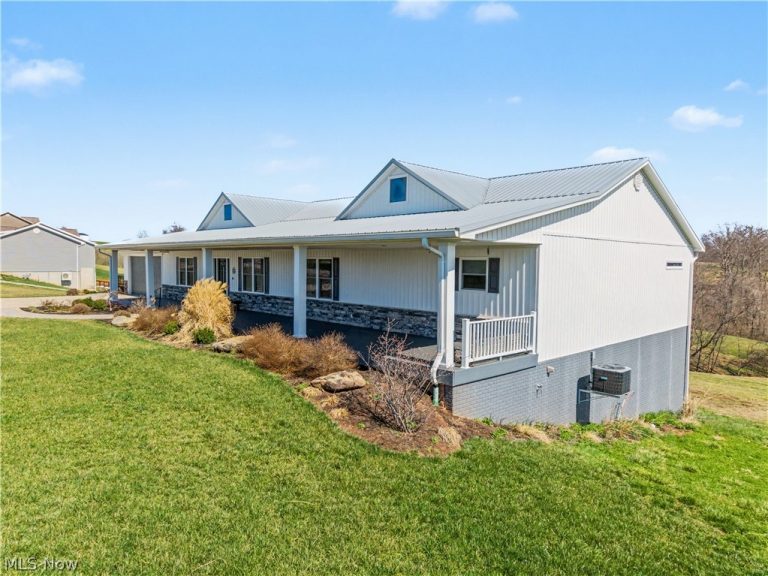 109 Clare Kennedy Drive, Marietta, OH - Photo 2