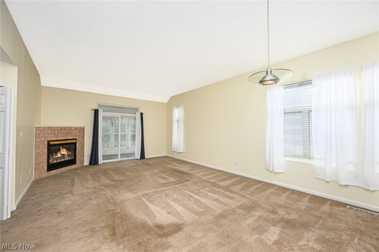 5780 Emerald Ridge Parkway, Solon, OH - Photo 5