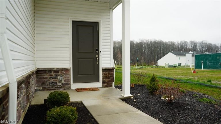 3443 Alder Avenue, Green, OH - Photo 4
